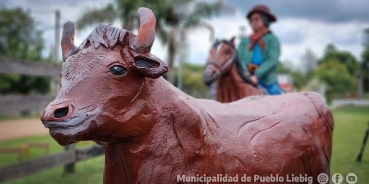 RECREANDO LA HISTORIA DE PUEBLO LIEBIG