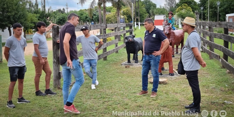 RECREANDO LA HISTORIA DE PUEBLO LIEBIG