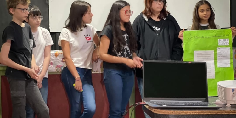 SE DESARROLLÓ EN PUEBLO LIEBIG UN TALLER CON ALUMNOS DE LA ESCUELA SECUNDARIA HIPÓLITO VIEYTES.