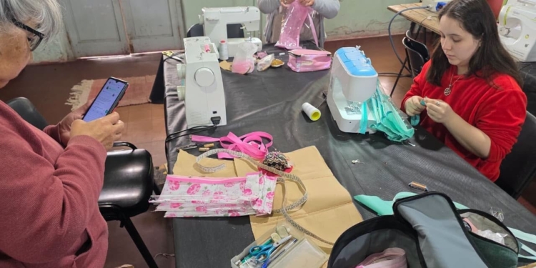 El Taller Municipal de Costura sigue creciendo en Pueblo Liebig